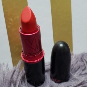 MAC Viva Glam Miley Cyrus 2 Lipstick